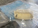 Genuine OEM GE WR2X7233 Refrigerator Retainer Bar End Cap White. H9d1