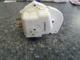 Whirlpool R0131577  Refrigerator Defrost Timer OEM   Whit Out The Screws. H10A3